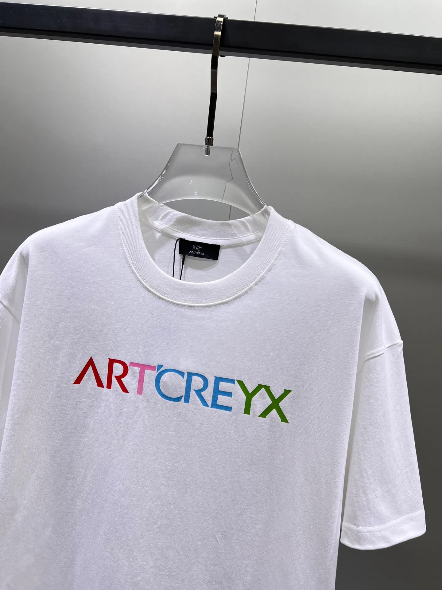 arcteryx🌟New Arrival T T Hot Sale 99 🐎🐎Size：S-XXL Black White 2 （Size ） Size S 110 54 69 21 M 114 56 71 22 L 118 58 73 22 XL 122 60 75 23 2XL 126 62 77 23